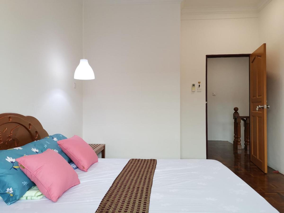 Nansang One Homestay 8Pax 4Rooms Сібу Екстер'єр фото