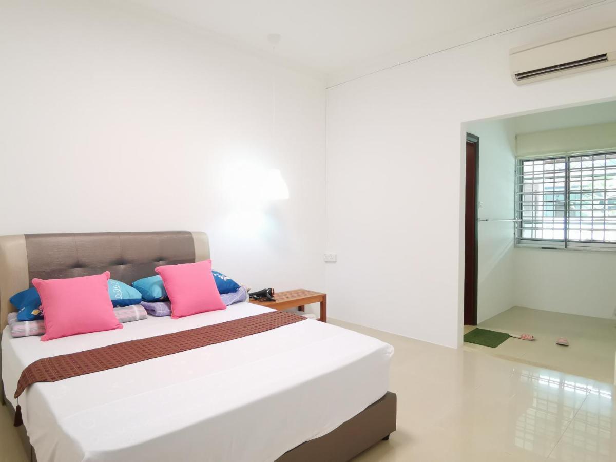 Nansang One Homestay 8Pax 4Rooms Сібу Екстер'єр фото
