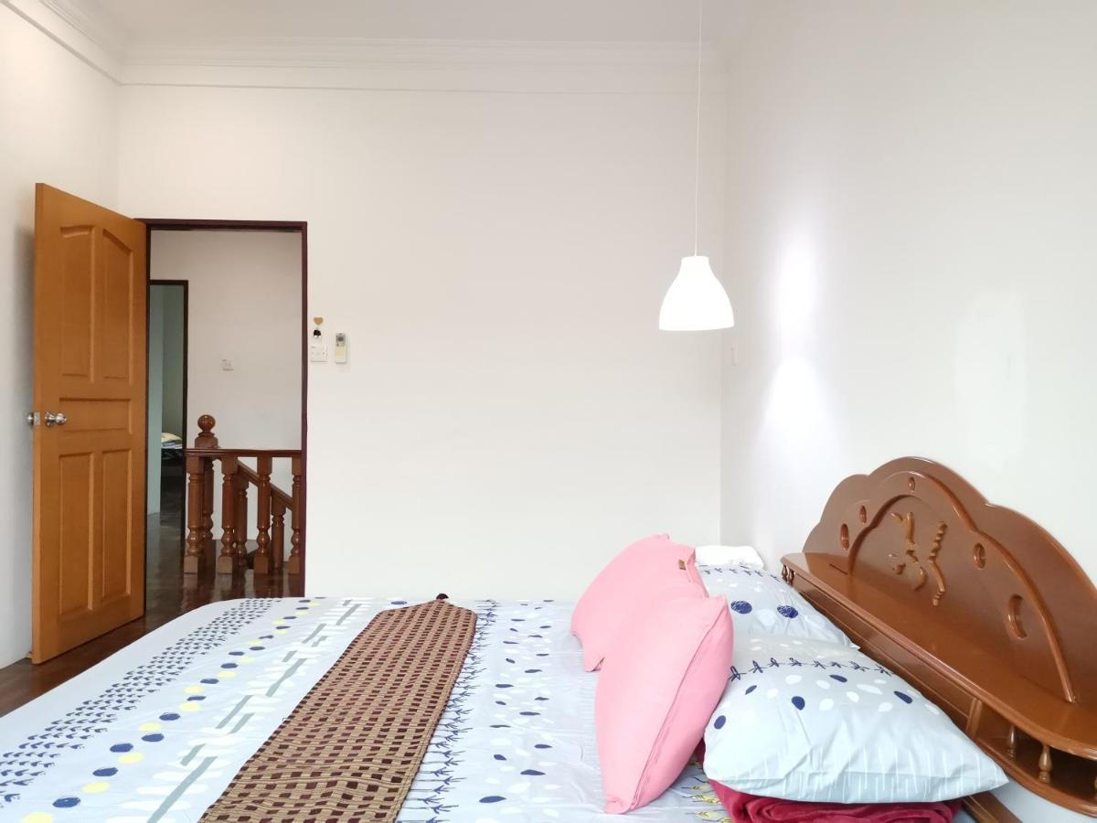 Nansang One Homestay 8Pax 4Rooms Сібу Екстер'єр фото